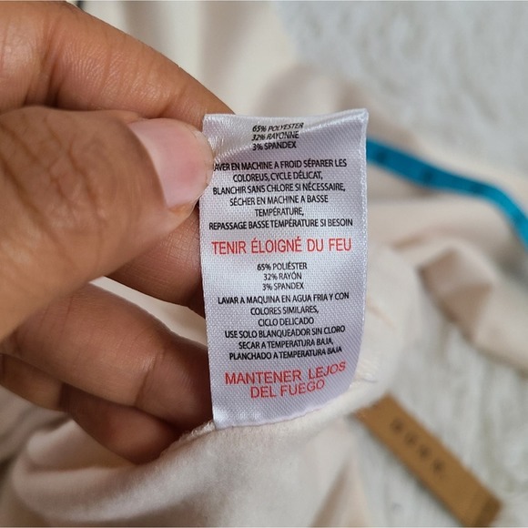 Rae Dunn Hope Gallery Oversized Sweatshirt And Pouch Set NWT M - Picture 8 of 14